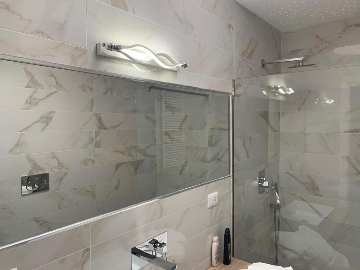 Penthouse Aureliana Attico Con Piscina A Roma Apartamento Exterior foto