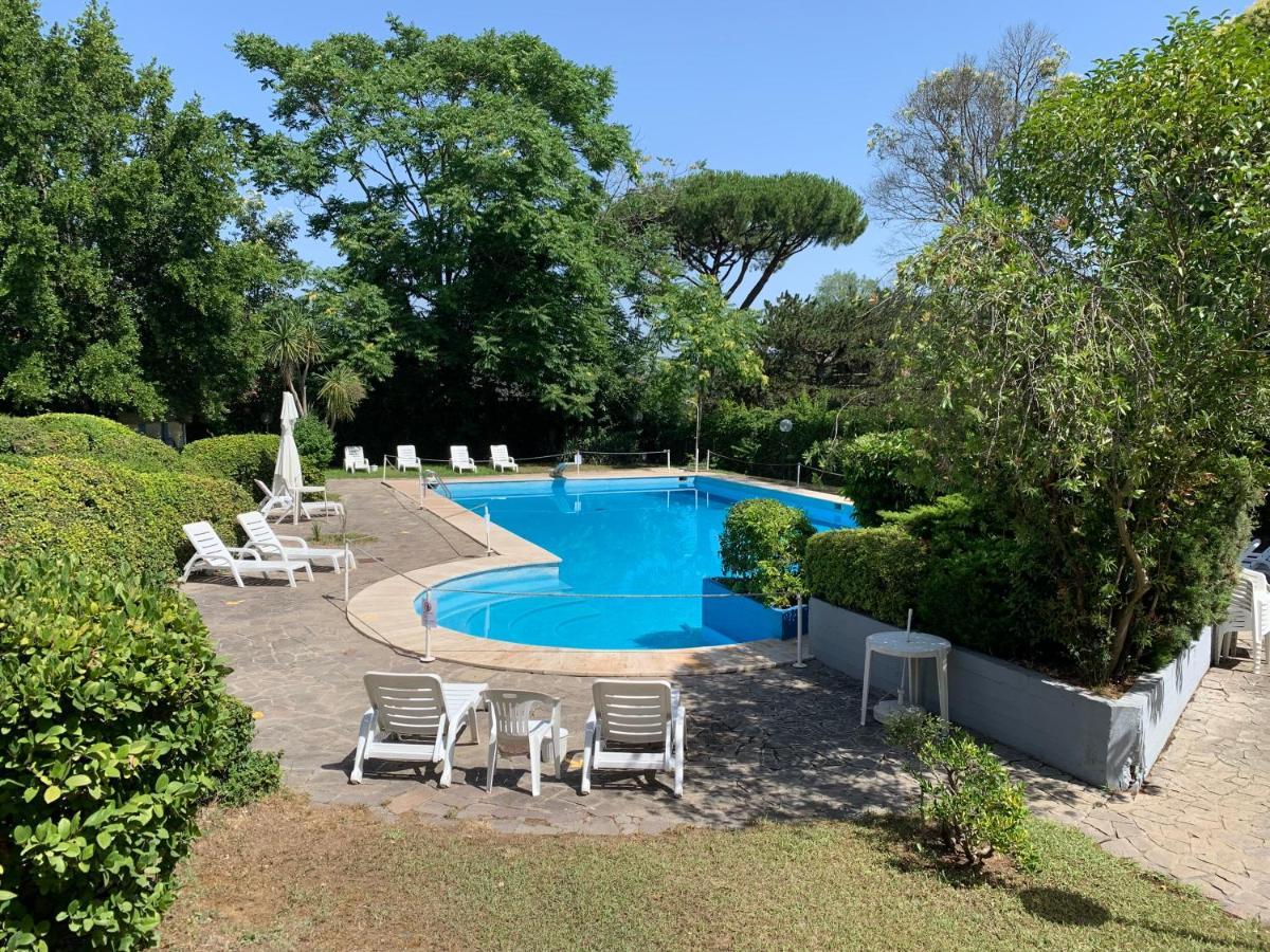 Penthouse Aureliana Attico Con Piscina A Roma Apartamento Exterior foto
