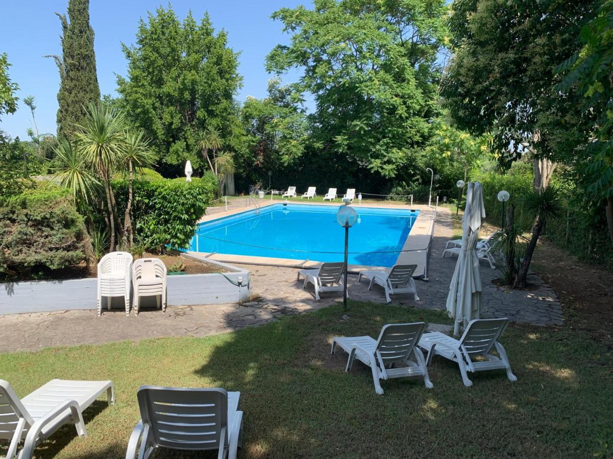 Penthouse Aureliana Attico Con Piscina A Roma Apartamento Exterior foto
